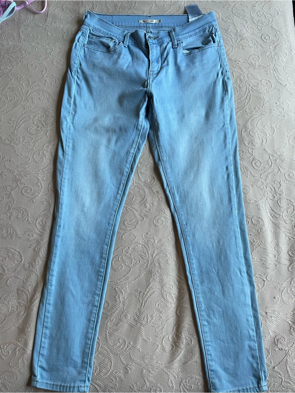 Levis light wash